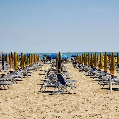 Apartamento Quito Piazza Mazzini 150m Dal Mare E Vicino Pista Azzurra Lido di Jesolo